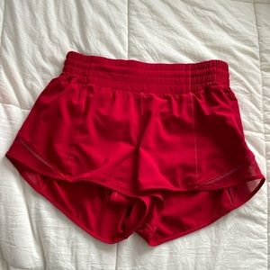 Lululemon hotty hot shorts size 6